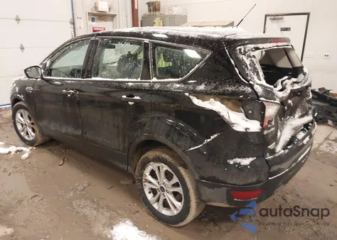 2017 Ford Escape S z USA, uszkodzony, nr VIN 1FMCU0F74HUD09735